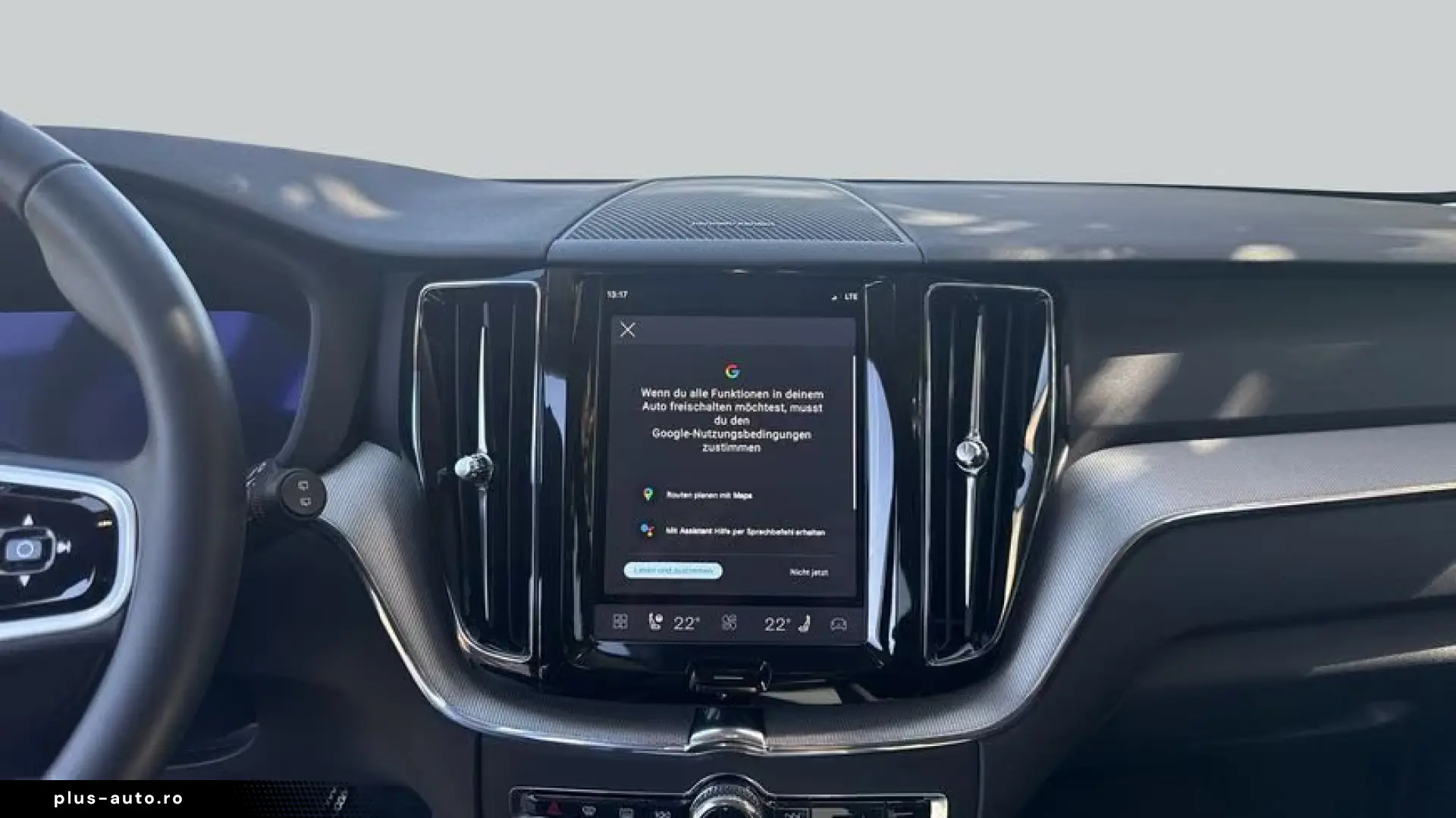 VOLVO XC60 B5 AWD PLUS DARK HUD • 360  • AHK