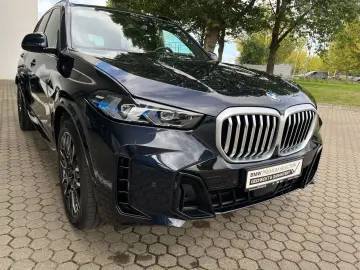 BMW X5 30d M Sport xDrive HUD AHK Panorama Navi ACC