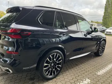 BMW X5 30d M Sport xDrive HUD AHK Panorama Navi ACC