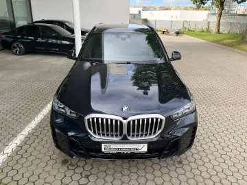 BMW X5 30d M Sport xDrive HUD AHK Panorama Navi ACC