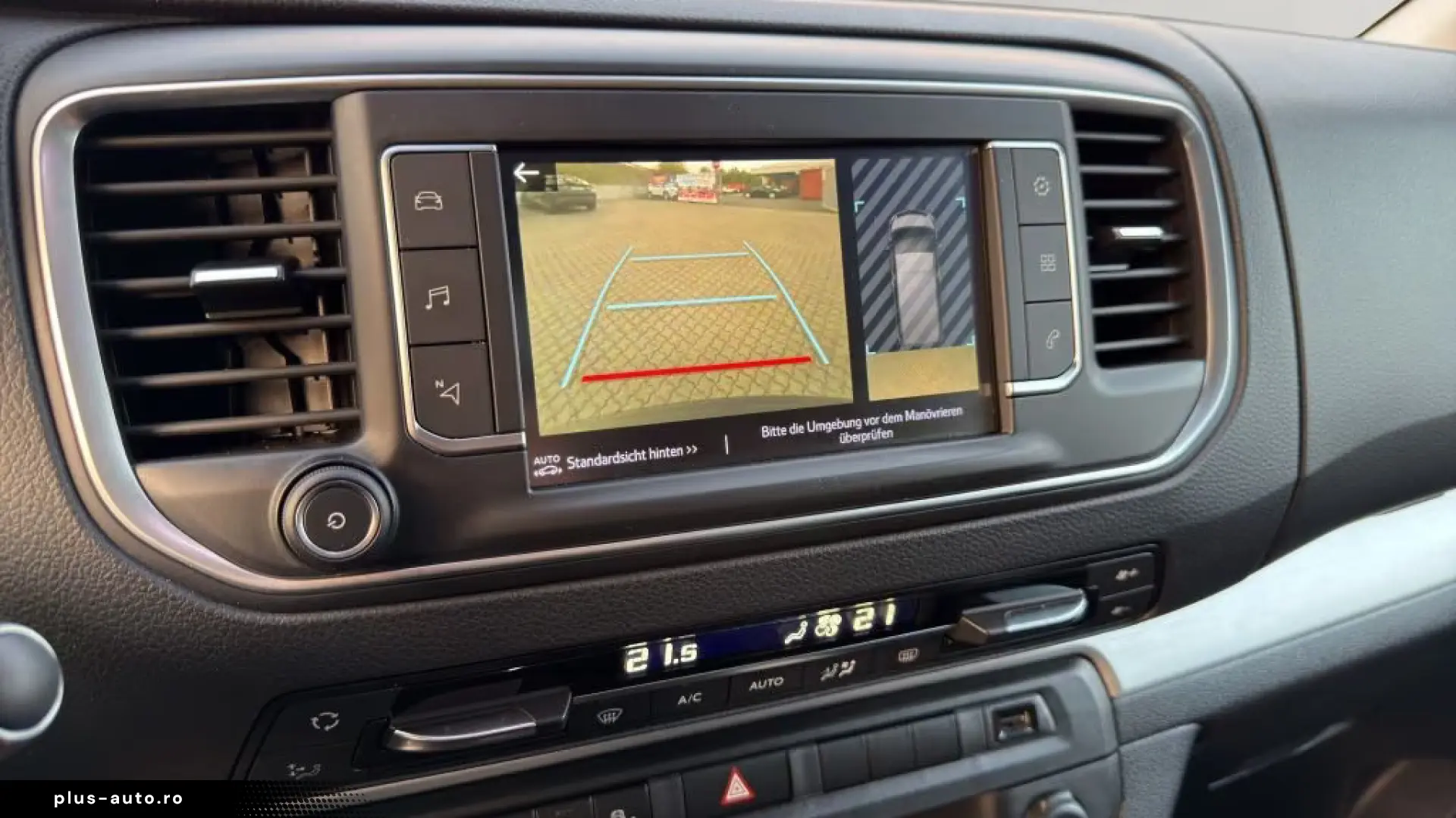 TOYOTA PROACE VERSO EXECUTIVE   7 LOCURI • SKYVIEW