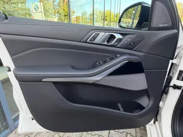 BMW X5 xDrive30d M Sport Pro Luft Pano AHK Sthzg h&k