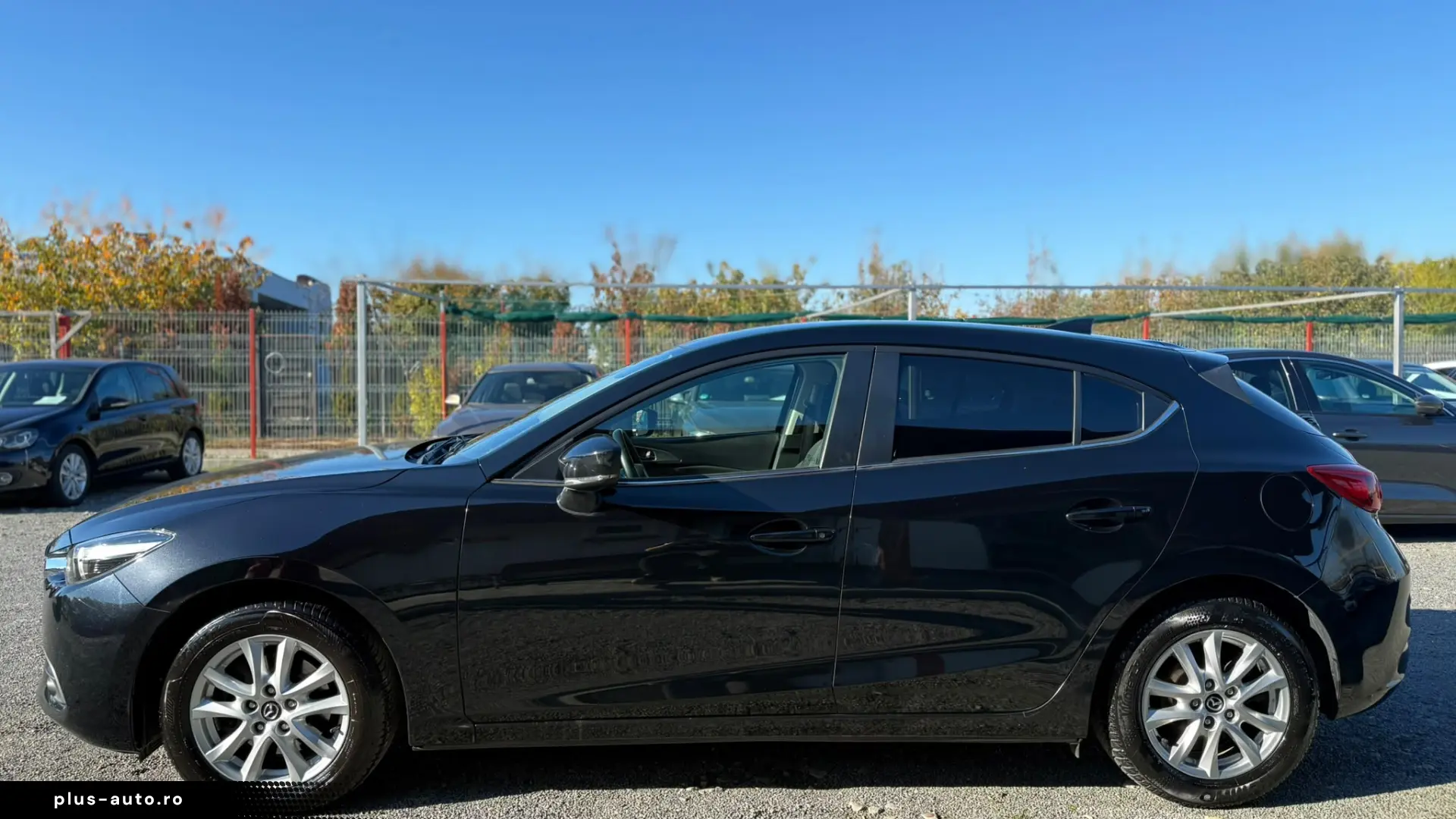 Mazda 3 Exclusive-Line
