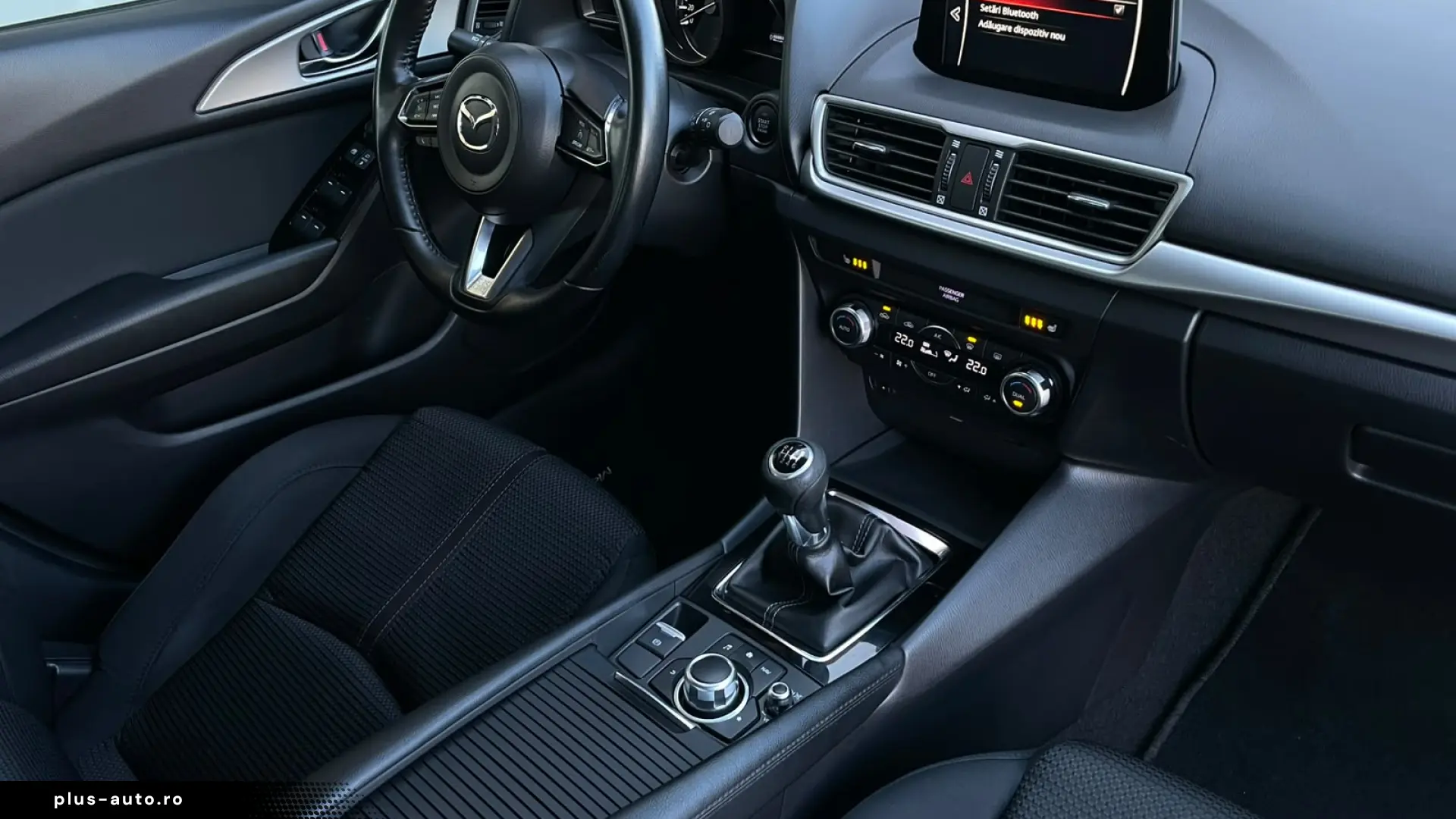 Mazda 3 Exclusive-Line