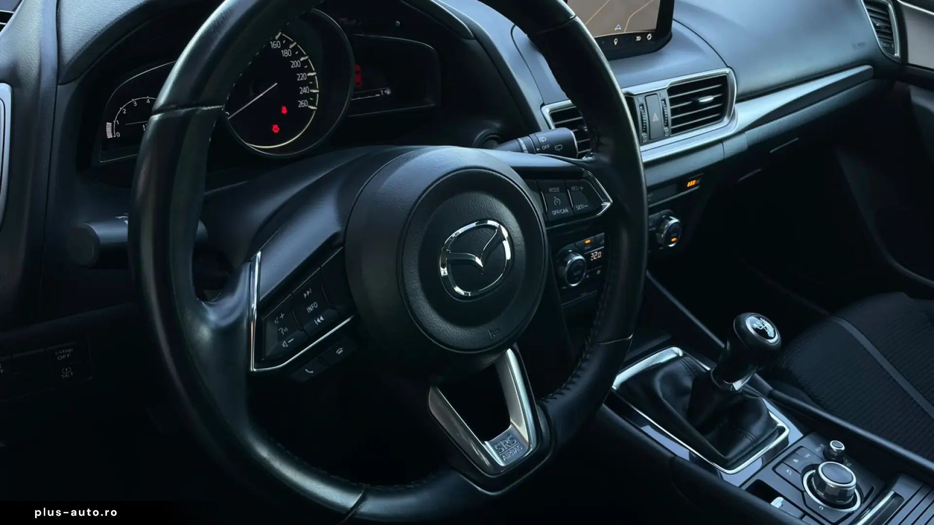Mazda 3 Exclusive-Line