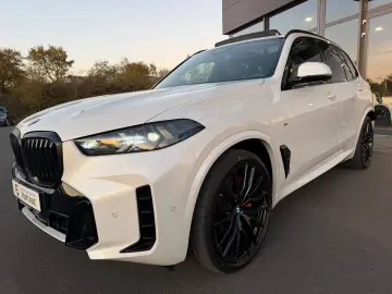 BMW X5 40d M Sport HUD 22  AHK Pano Leder Shadow