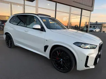 BMW X5 40d M Sport HUD 22  AHK Pano Leder Shadow