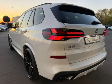 BMW X5 40d M Sport HUD 22  AHK Pano Leder Shadow