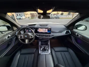 BMW X5 40d M Sport HUD 22  AHK Pano Leder Shadow