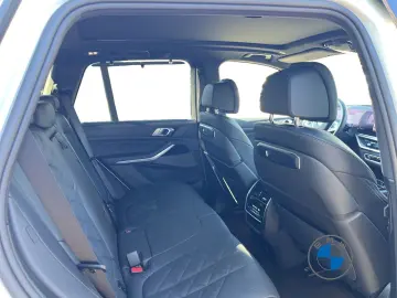 BMW X5 xDrive30d M Sport 21  Sthzg. Pano AHK DA Prof