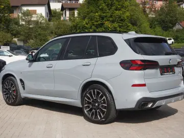 BMW X5 xDrive30d M Sport Pro AHK Massage ACC 360Kame