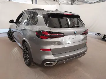 BMW X5 xDrive30d M Sport Komfortsitze Aktivlenk Stan