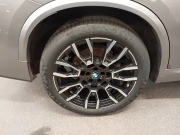 BMW X5 xDrive30d M Sport Komfortsitze Aktivlenk Stan