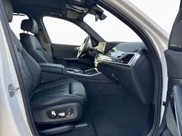 BMW X5 xDr30d M Sport AHK Pano 360  H K St&Go