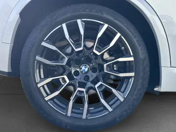 BMW X5 xDr30d M Sport AHK Pano 360  H K St&Go