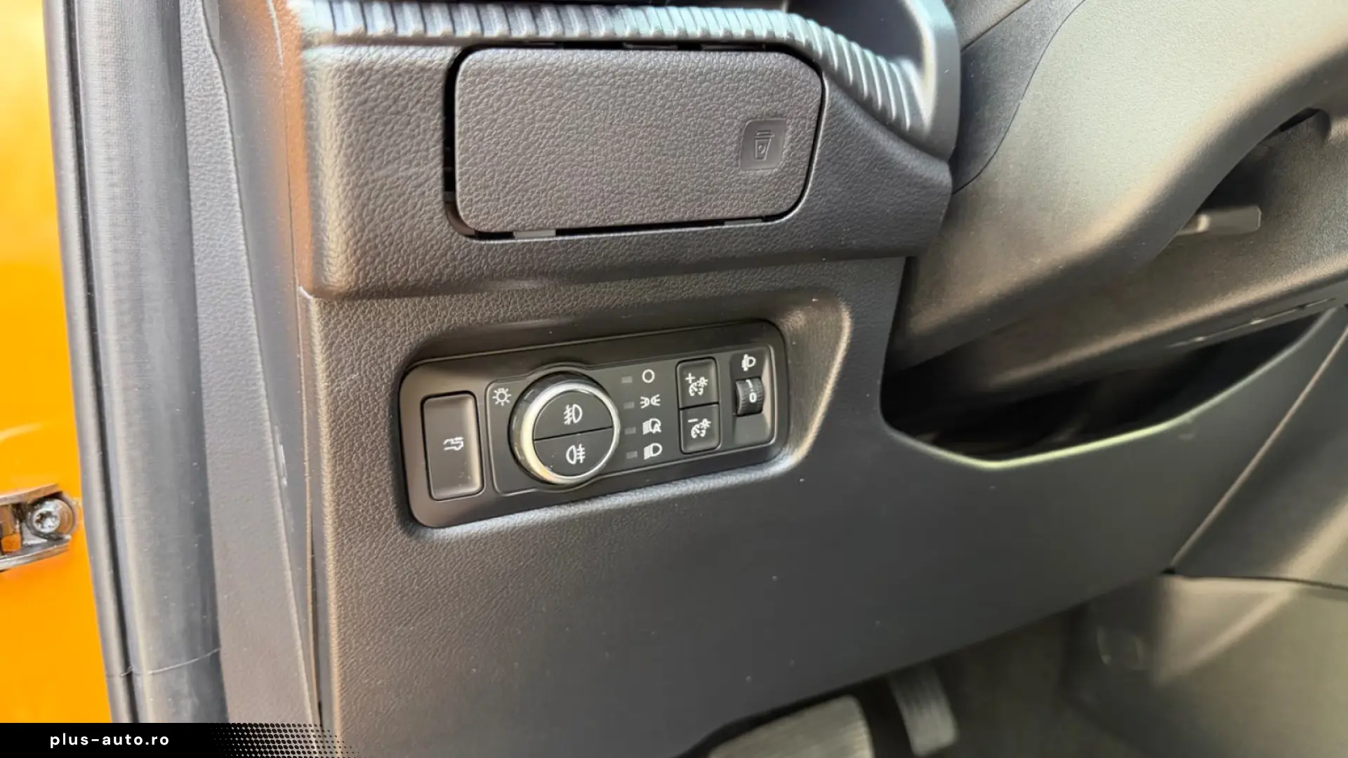 FORD RANGER WILDTRAK   3.0 V6 DIESEL • 241 CP