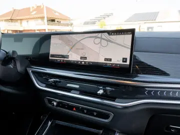 BMW X5 xDrive30d M-SportPRO PANO ACC H&K K-Sitz Lüft