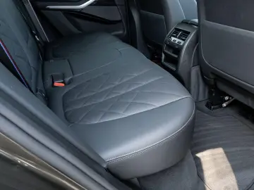BMW X5 xDrive30d M-SportPRO PANO ACC H&K K-Sitz Lüft