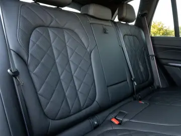 BMW X5 xDrive30d M-SportPRO PANO ACC H&K K-Sitz Lüft