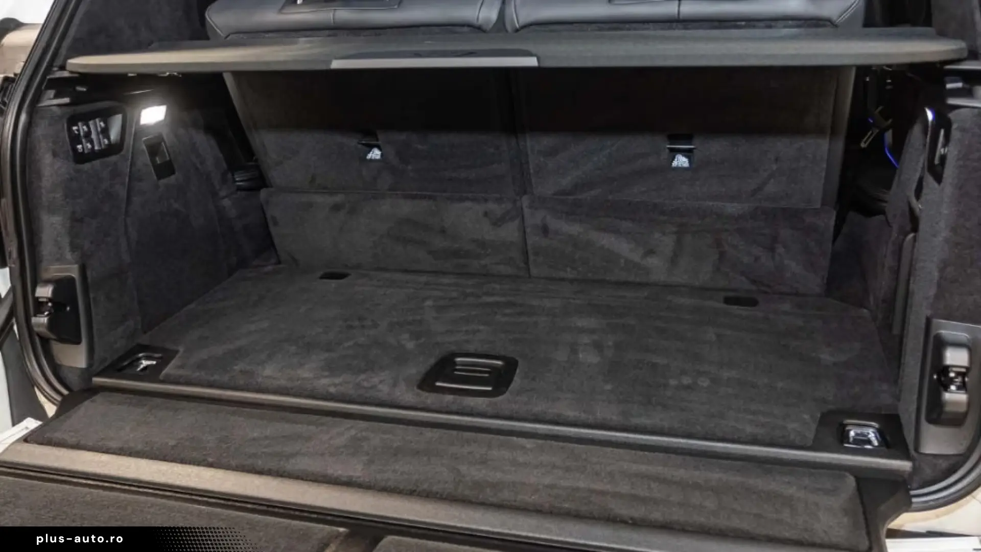 BMW X7 xDrive40i M SPORT   SKY LOUNGE • SOFT CLOSE