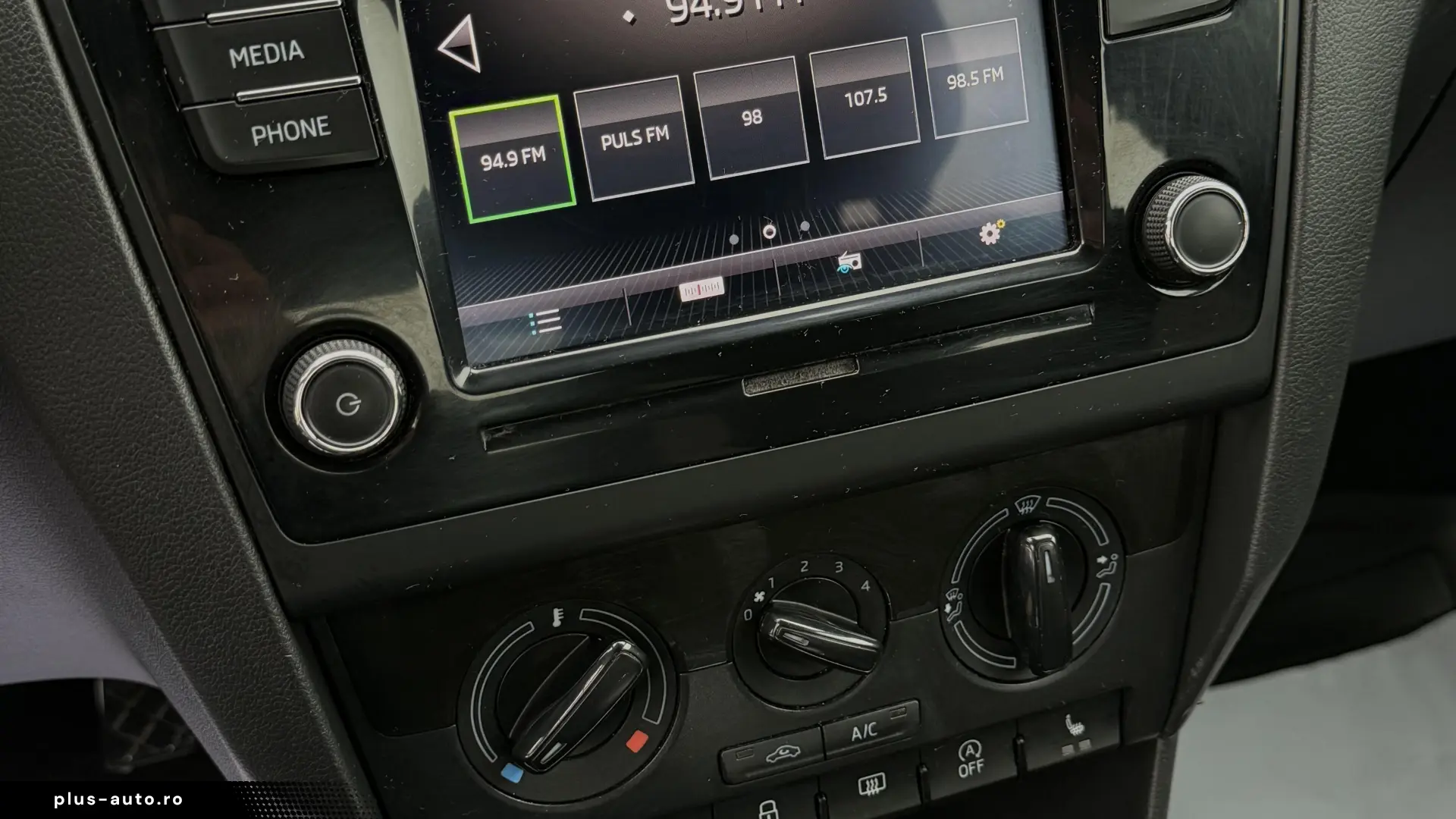 Skoda Rapid 1.0 TSI DSG Ambition