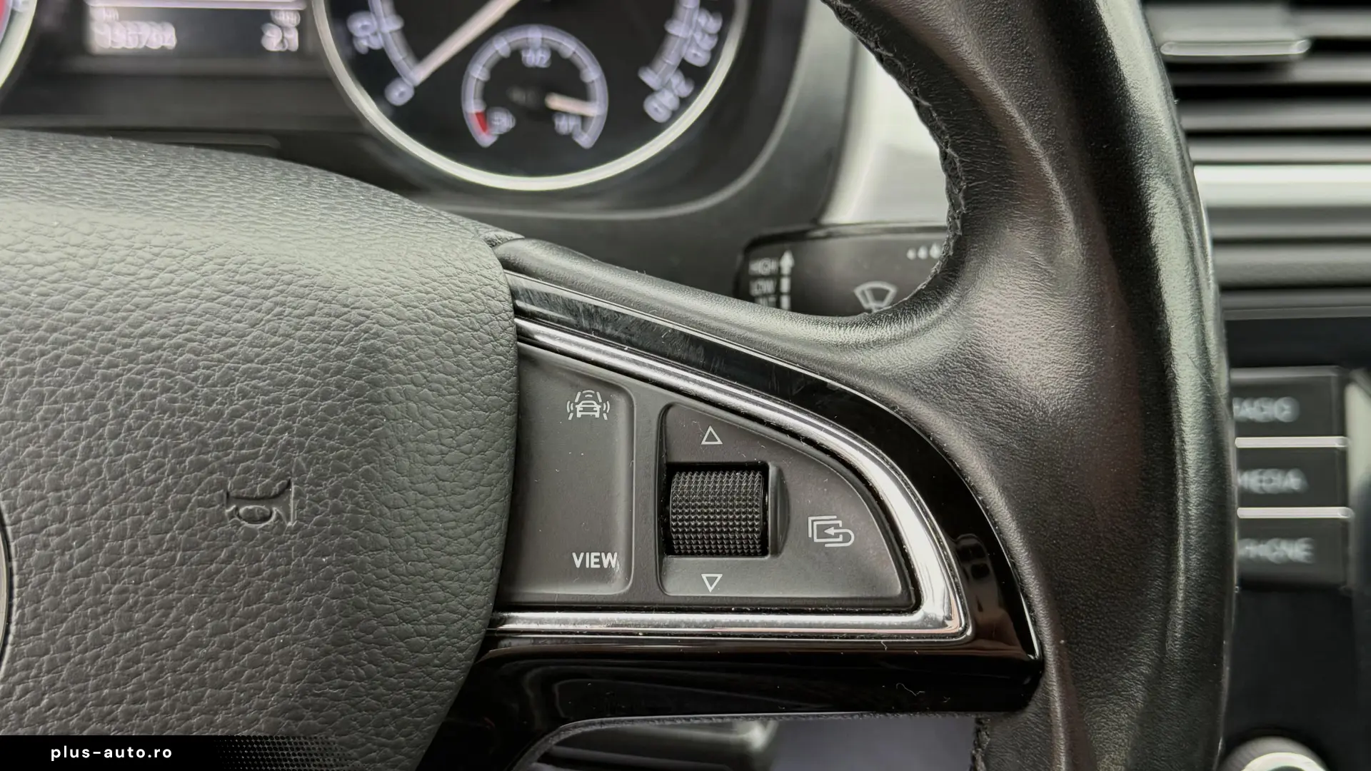 Skoda Rapid 1.0 TSI DSG Ambition