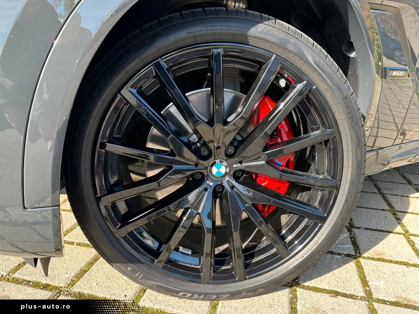 BMW X6 M60i xDrive ACC HUD PANO HARMAN AHK