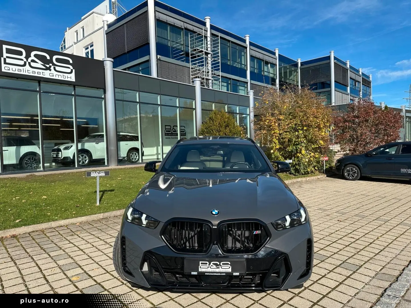 BMW X6 M60i xDrive ACC HUD PANO HARMAN AHK