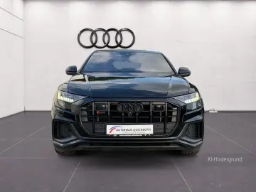 Audi SQ8 TFSI quattro – 507 CP PANO