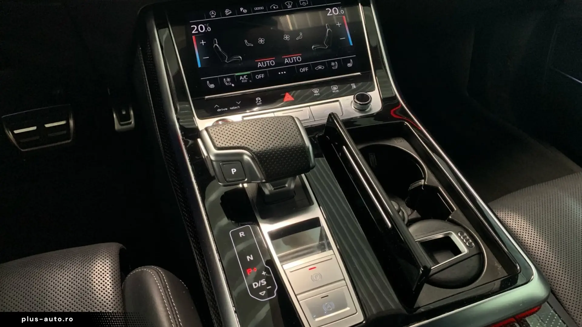 Audi SQ8 TFSI quattro – 507 CP PANO