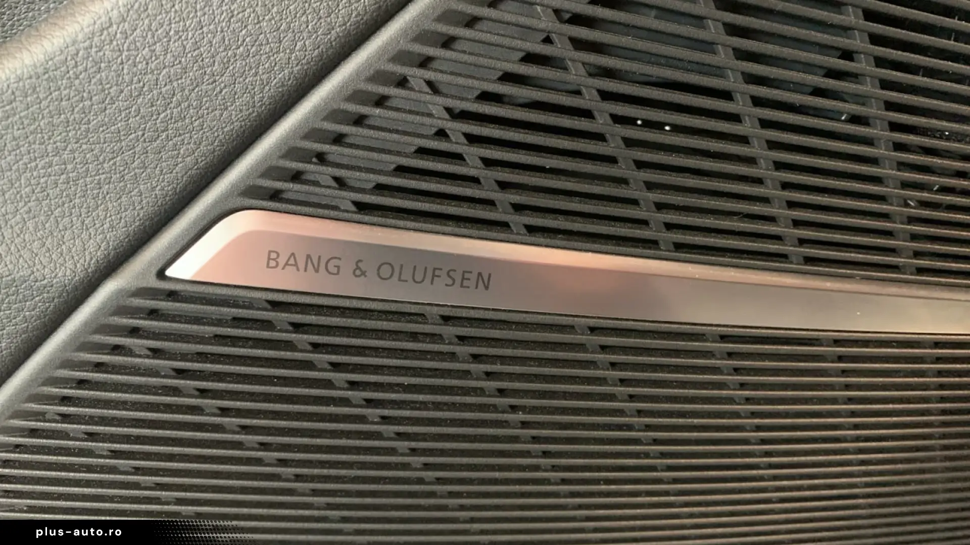Audi SQ8 TFSI quattro – 507 CP PANO