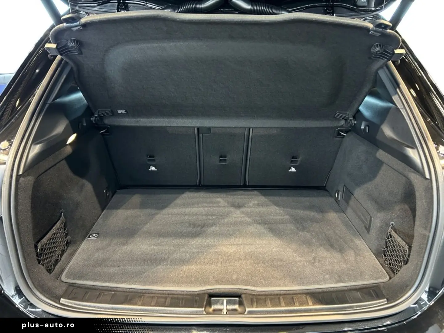 MERCEDES-BENZ GLA 35 4matic AMG AMG MBUX MBeam Wide Cam LED