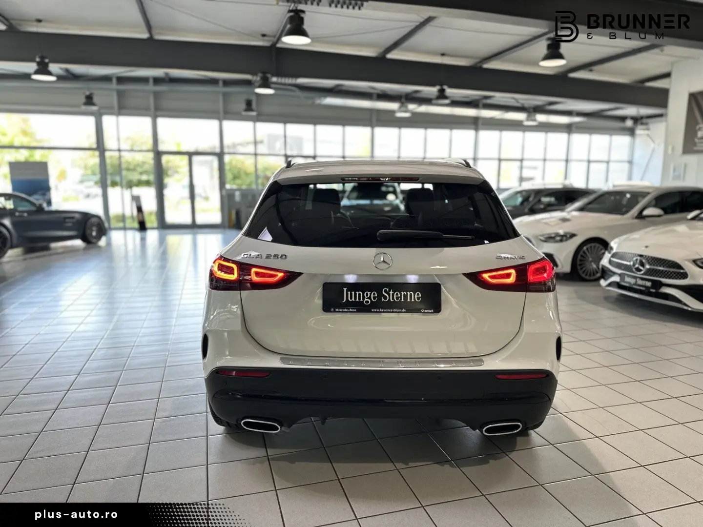 MERCEDES-BENZ GLA 250 4M AMG Distronic Memory AHK Ni&hellip;