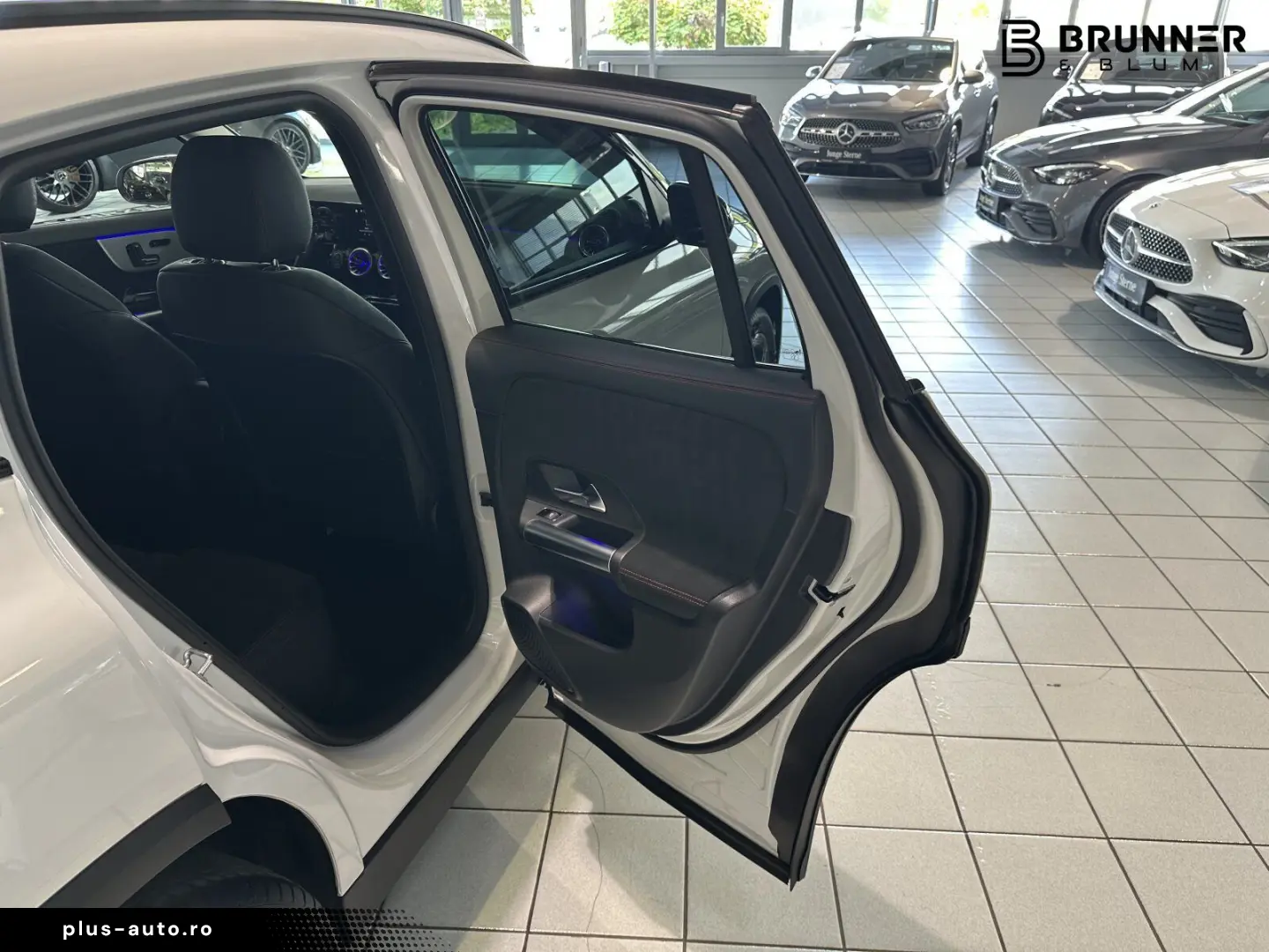 MERCEDES-BENZ GLA 250 4M AMG Distronic Memory AHK Ni&hellip;