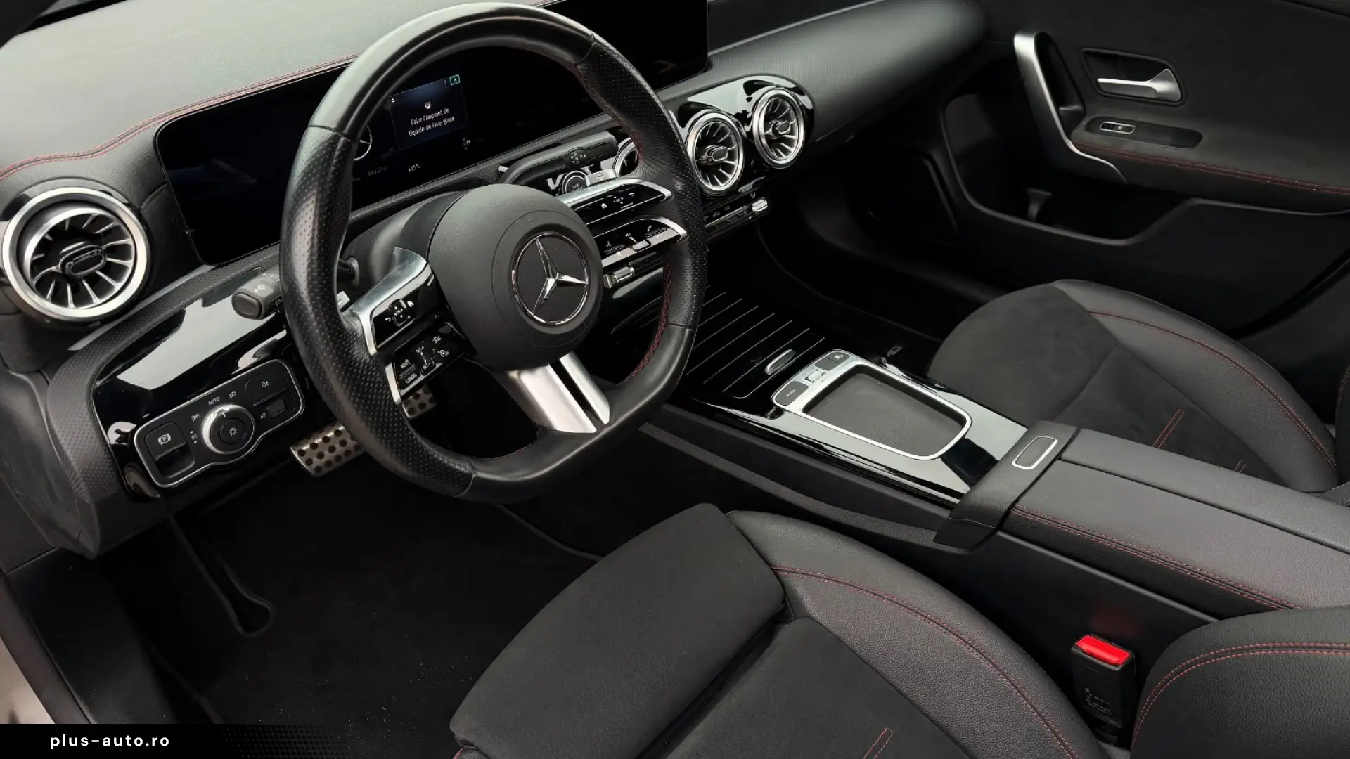 Mercedes-Benz CLA 200 AMG Line Panorama   ACC
