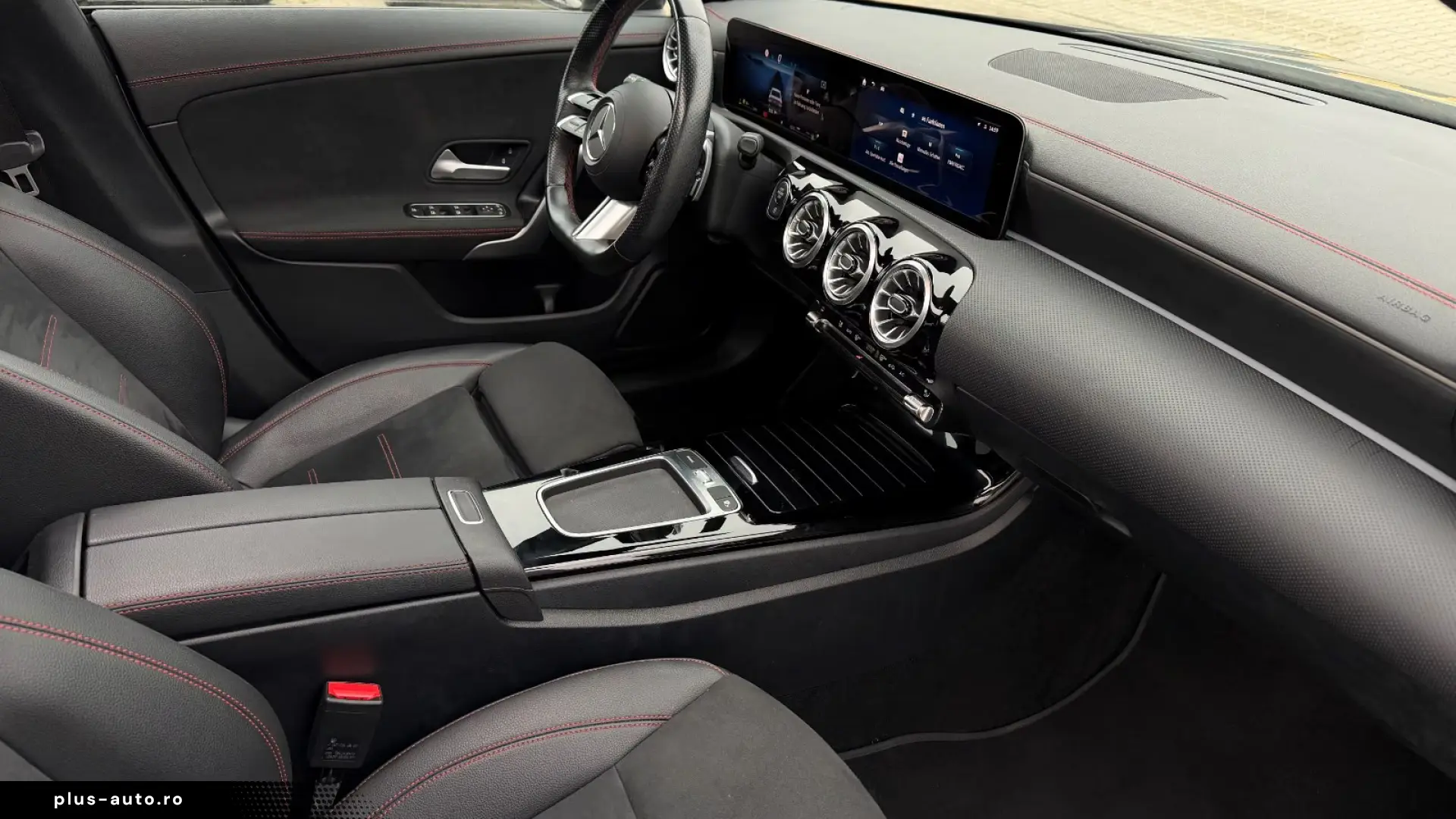 Mercedes-Benz CLA 200 AMG Line Panorama   ACC