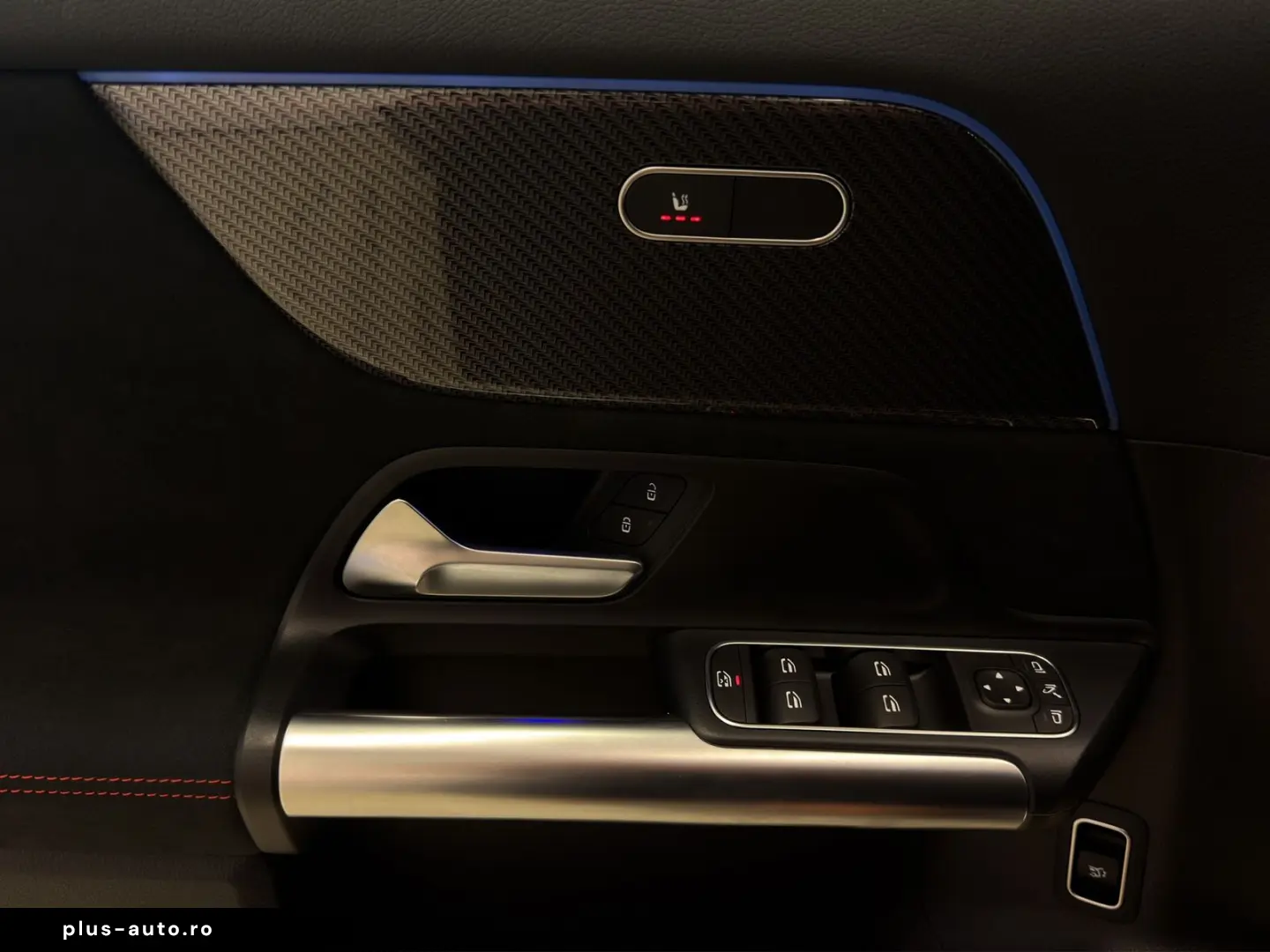 MERCEDES-BENZ GLA 35 AMG 4M Multibeam Alarm Keyless SHZ 20