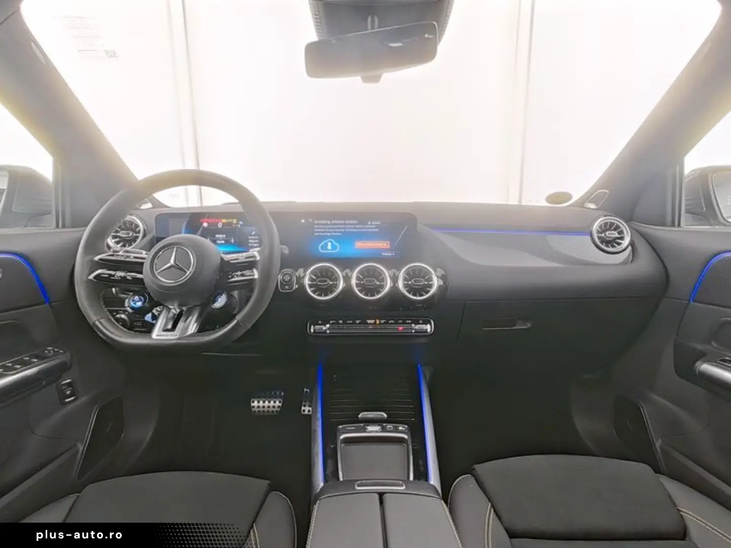MERCEDES-BENZ GLA 45 AMG S 4M  Premium Plus 360  AHK Pano 20