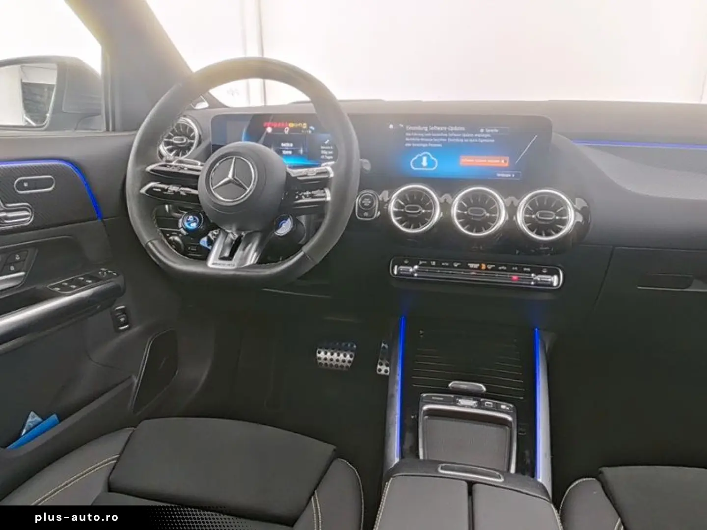 MERCEDES-BENZ GLA 45 AMG S 4M  Premium Plus 360  AHK Pano 20