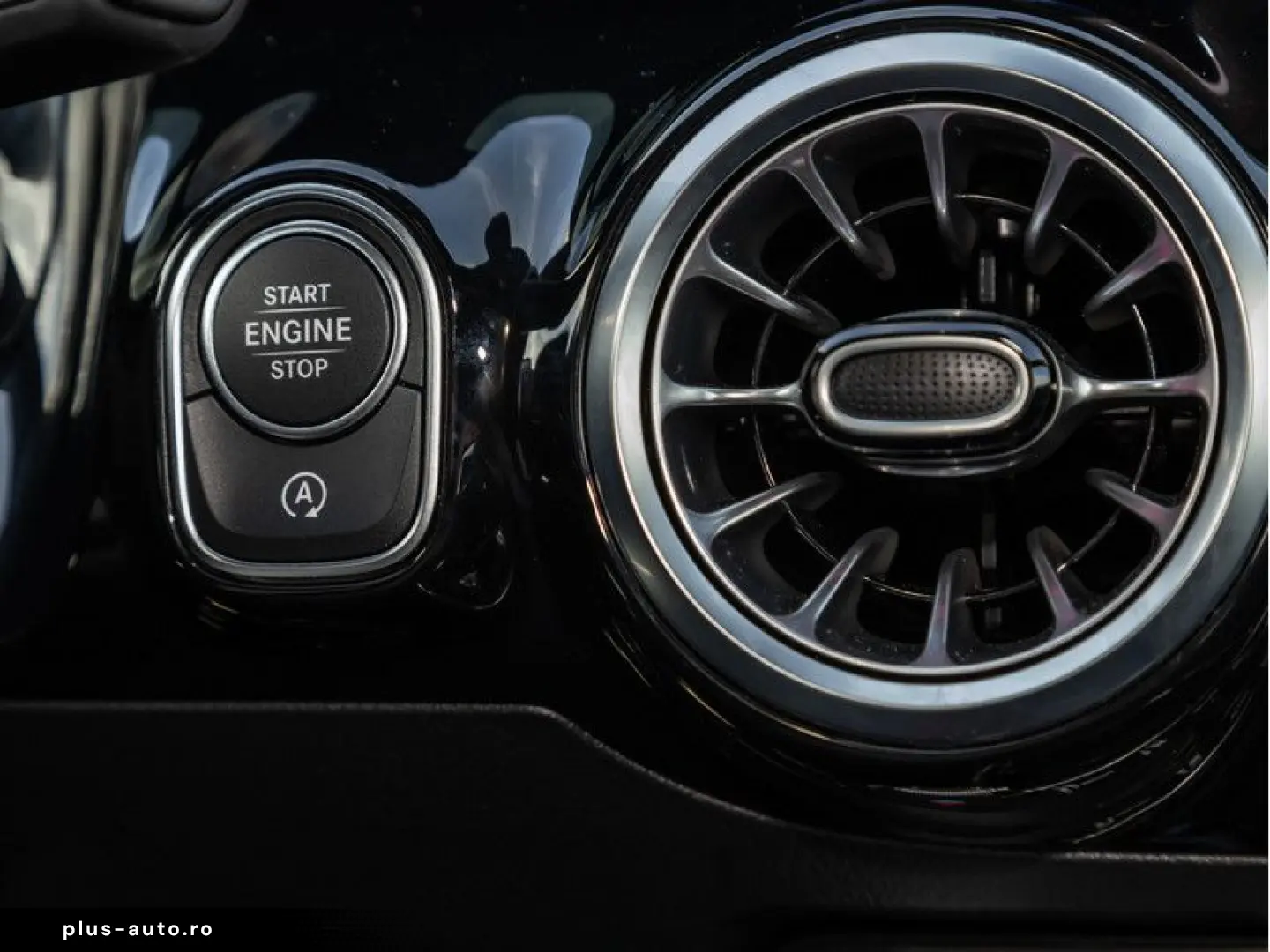 MERCEDES-BENZ GLA 250 4M AMG-Sport MLB 360 Pano AHK &hellip;