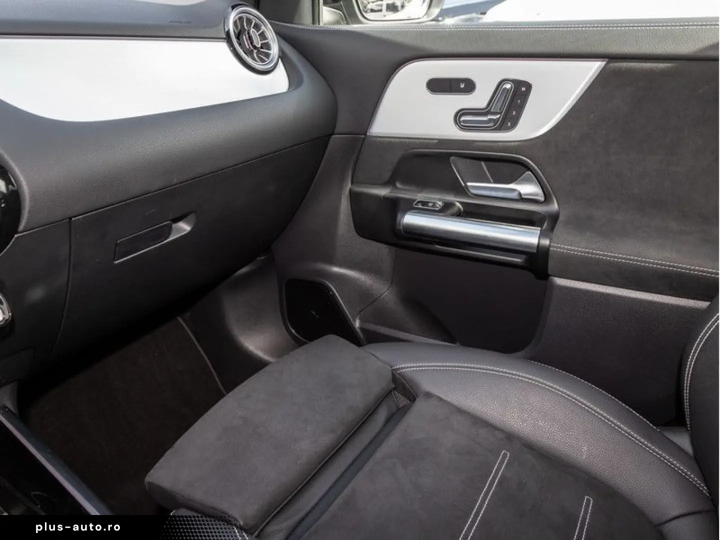 MERCEDES-BENZ GLA 250 4M AMG-Sport MLB 360 Pano AHK &hellip;