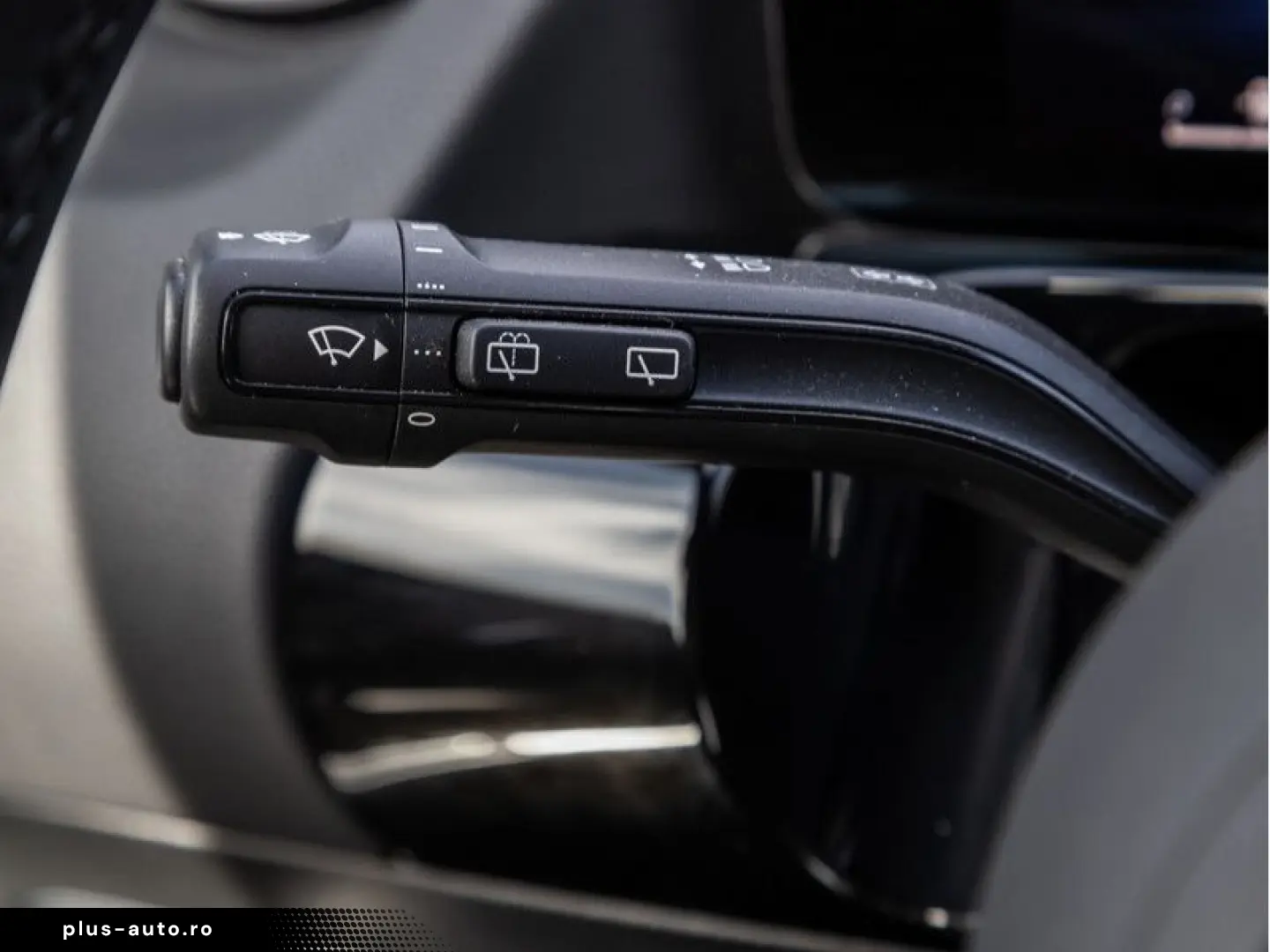 MERCEDES-BENZ GLA 250 4M AMG-Sport MLB 360 Pano AHK &hellip;