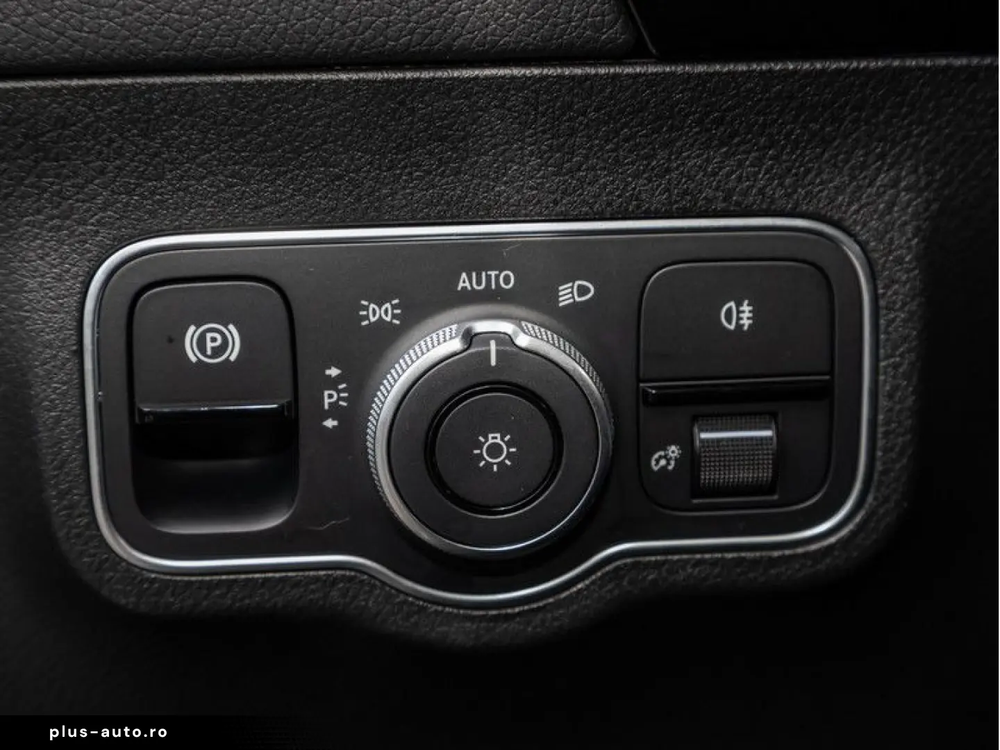MERCEDES-BENZ GLA 250 4M AMG-Sport MLB 360 Pano AHK &hellip;