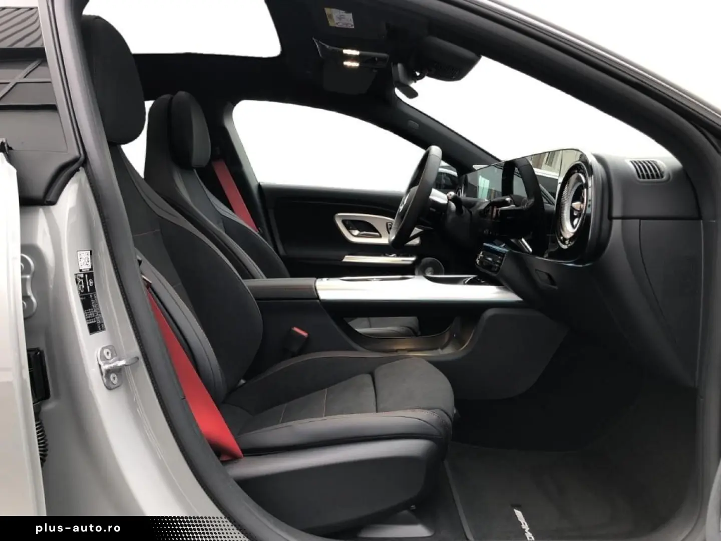 MERCEDES-BENZ CLA 220 4MATIC AMG MBUX Superscreen Burm MBeam