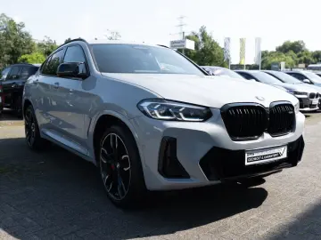 BMW X4 40i xDrive FACEL. PANO