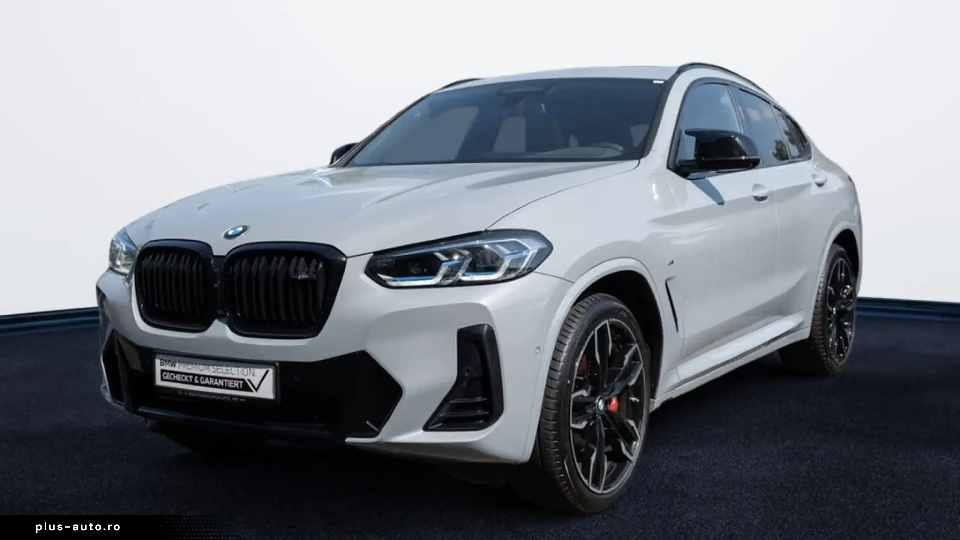 BMW X4 40i xDrive FACEL. PANO