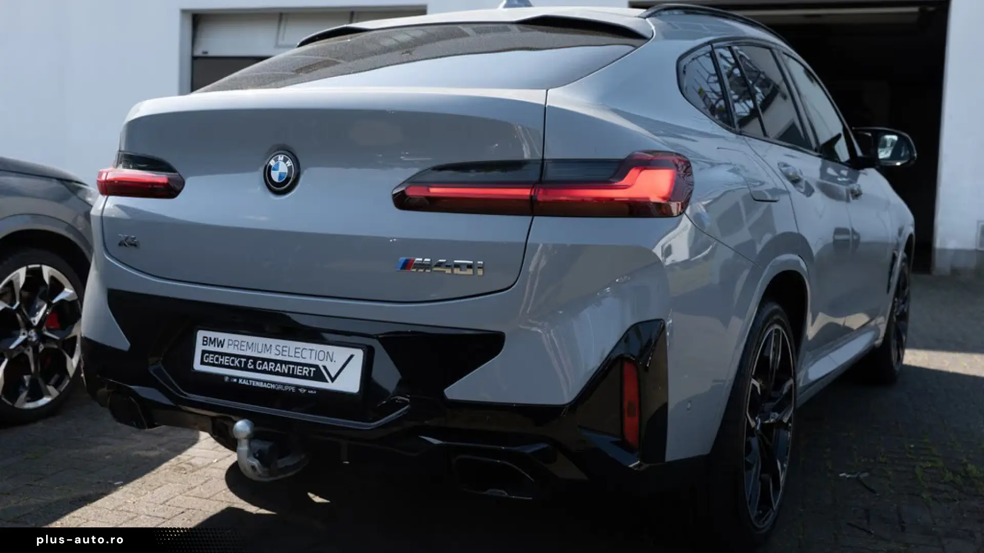 BMW X4 40i xDrive FACEL. PANO