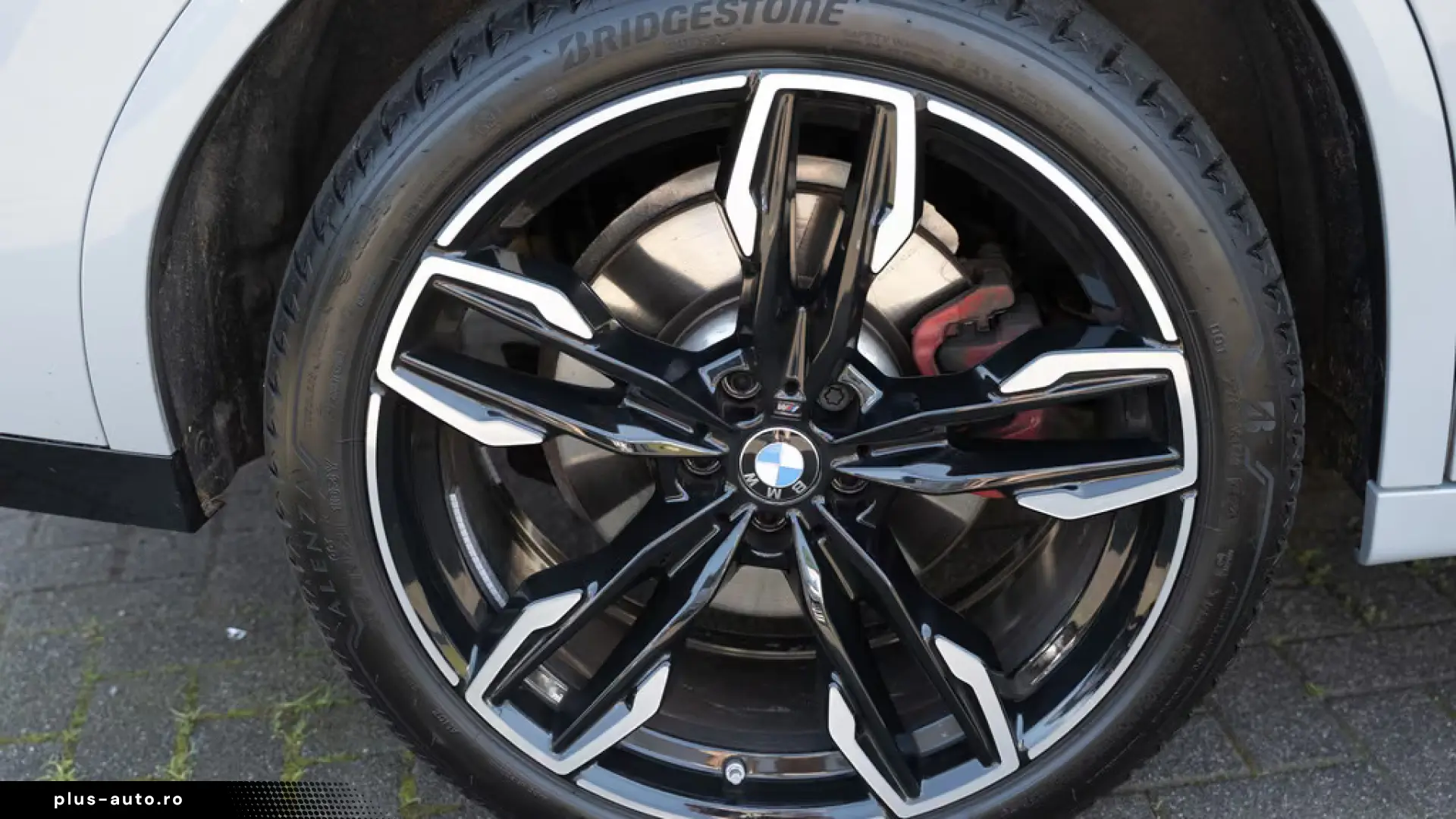 BMW X4 40i xDrive FACEL. PANO