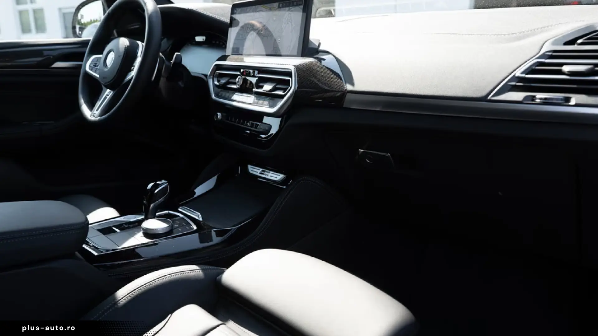BMW X4 40i xDrive FACEL. PANO