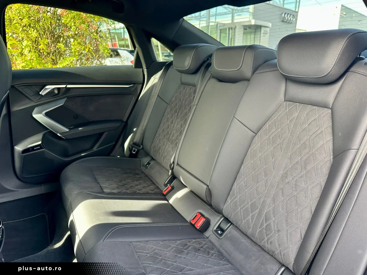 AUDI S3 Limousine qu. BLACK PANO AKRAPOVIC HuD KAMERA